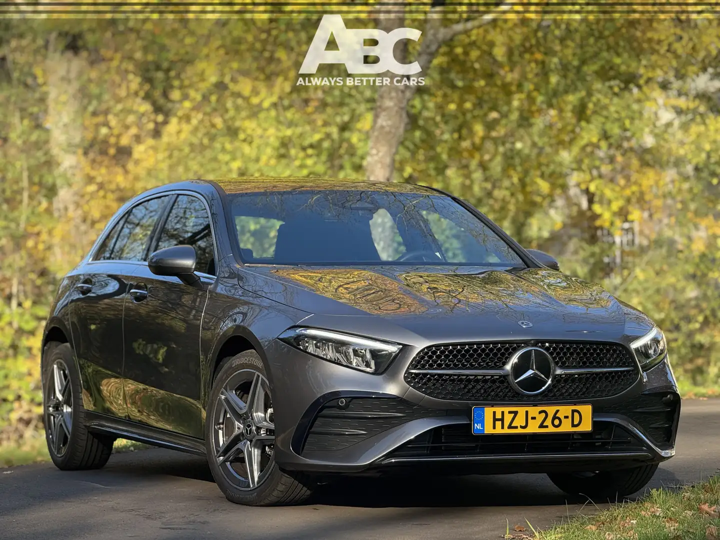 Mercedes-Benz A 250 e AMG Line Grau - 1