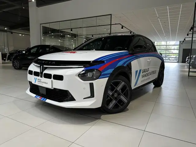 Lancia Ypsilon LX HYBRID Martini Racing Strip