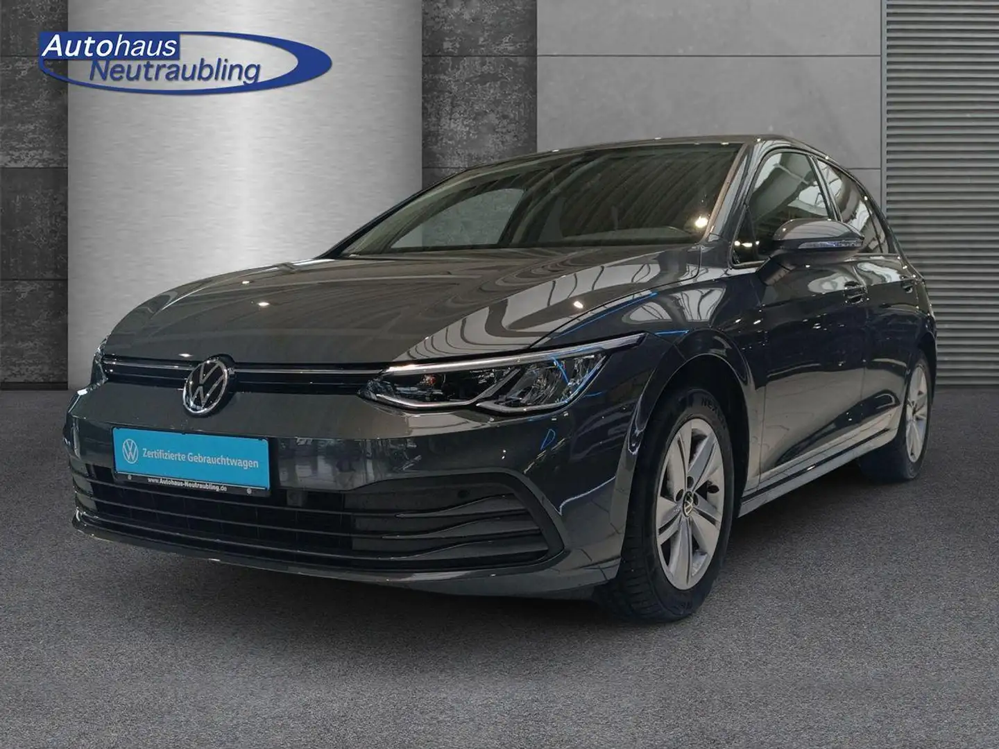 Volkswagen Golf 1.5 eTSI "LIFE" 150 PS DSG+NAVI+REARVIEW+SHZ+ Grau - 2