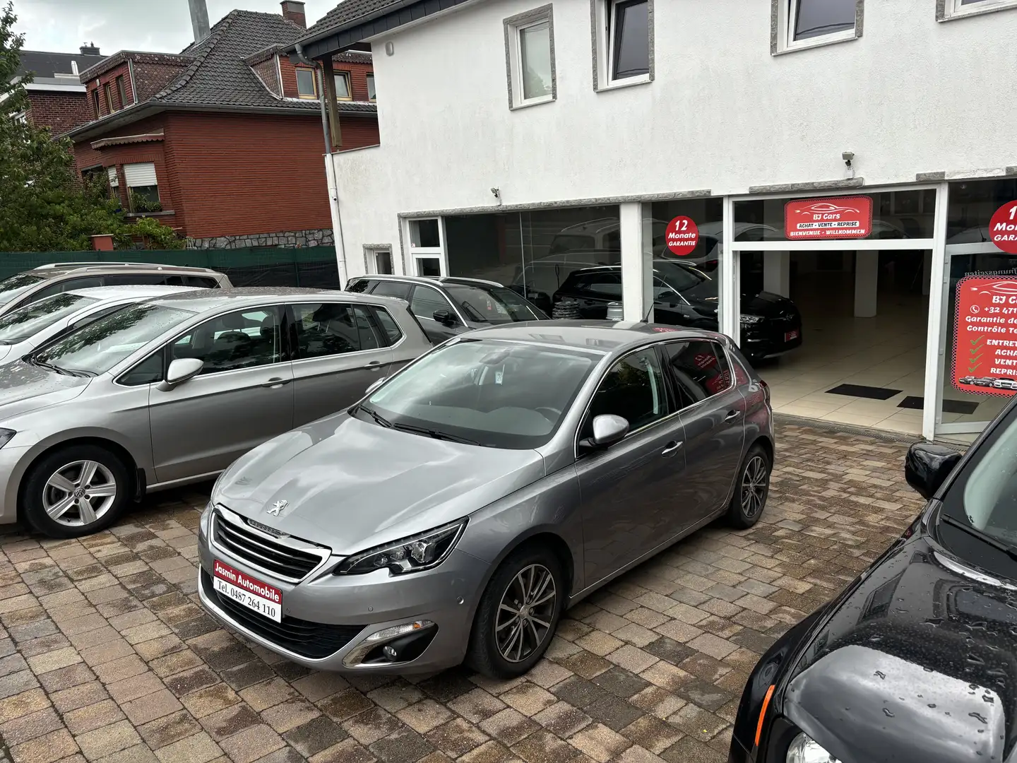 Peugeot 308 1.2i*AUTOMATIQUE*GPS*CAMERA*AIRCO*GARANTIE 12MOIS* Gris - 1
