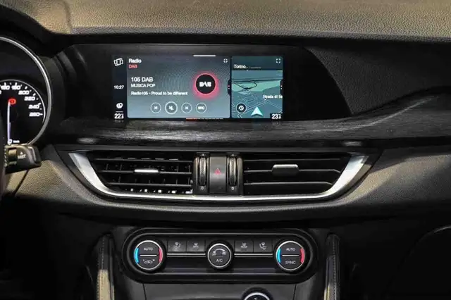 Alfa Romeo Stelvio view 14