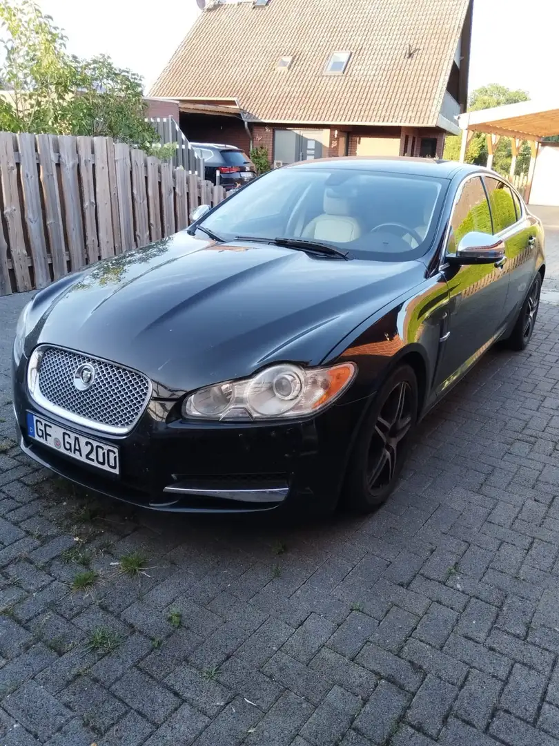Jaguar XF 3.0 V6 Diesel Premium Luxury - 1