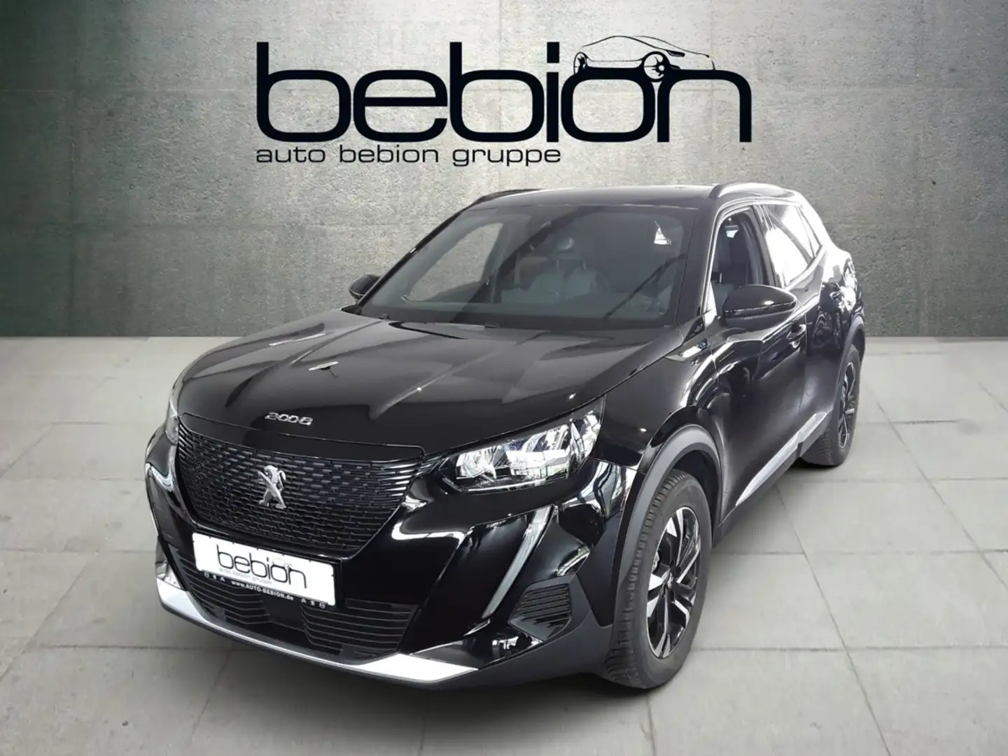 Peugeot 2008 e- Elektromotor 136 (e-) e- Allure Pack LM Zwart - 1
