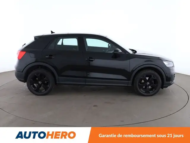 Audi Q2 view 7