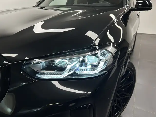 BMW X4 M view 8