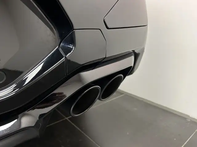 BMW X4 M view 13