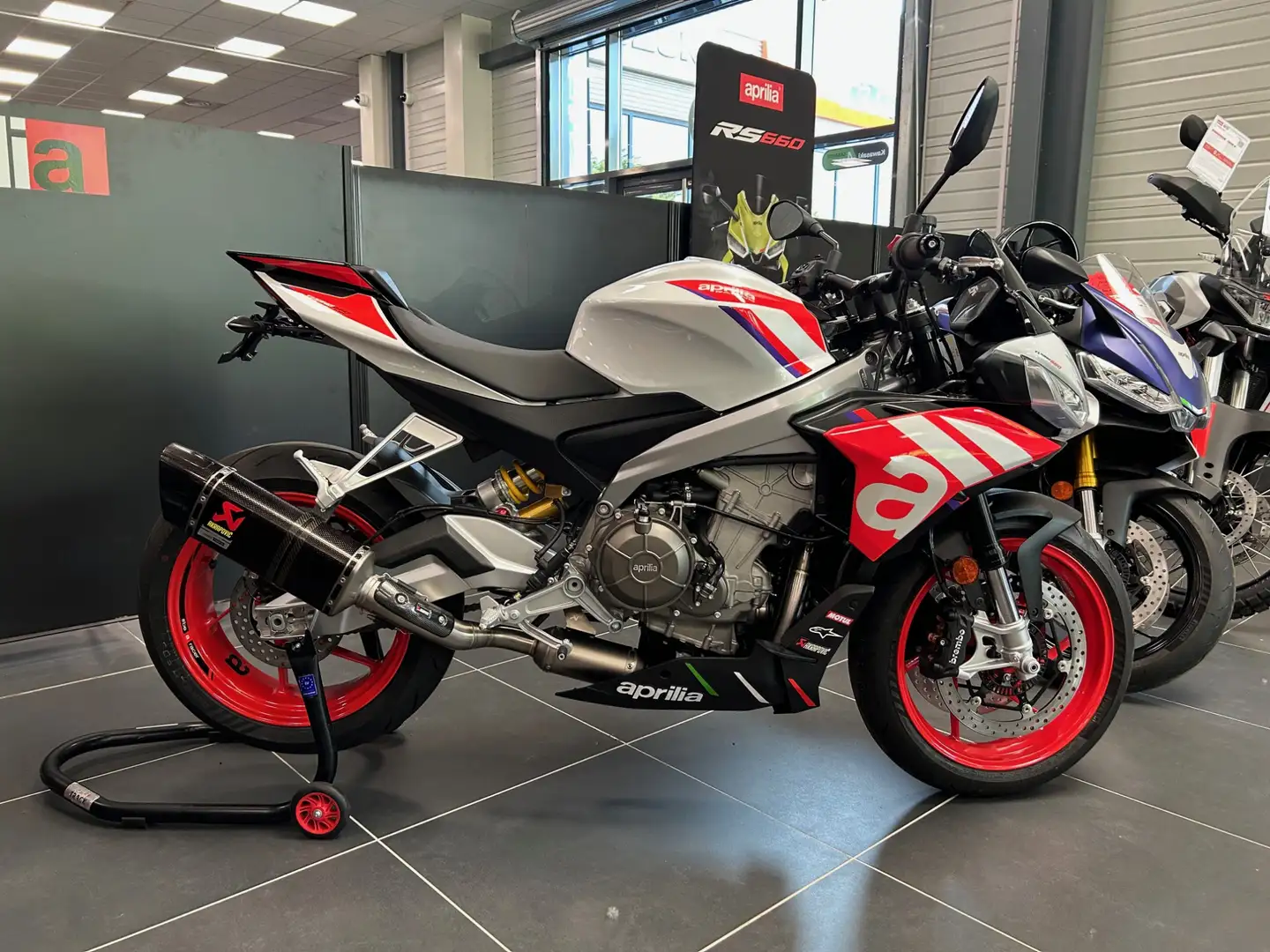 Aprilia Tuono Blanc - 2