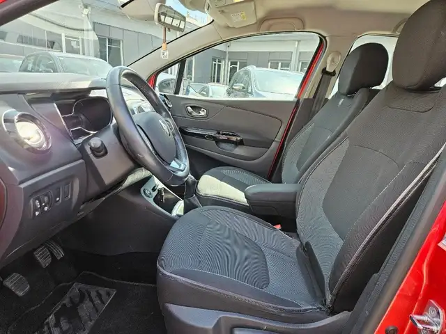 Renault Captur view 8