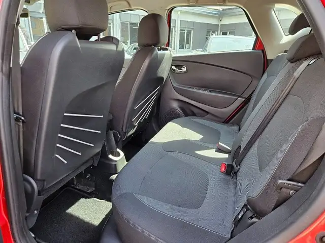 Renault Captur view 9