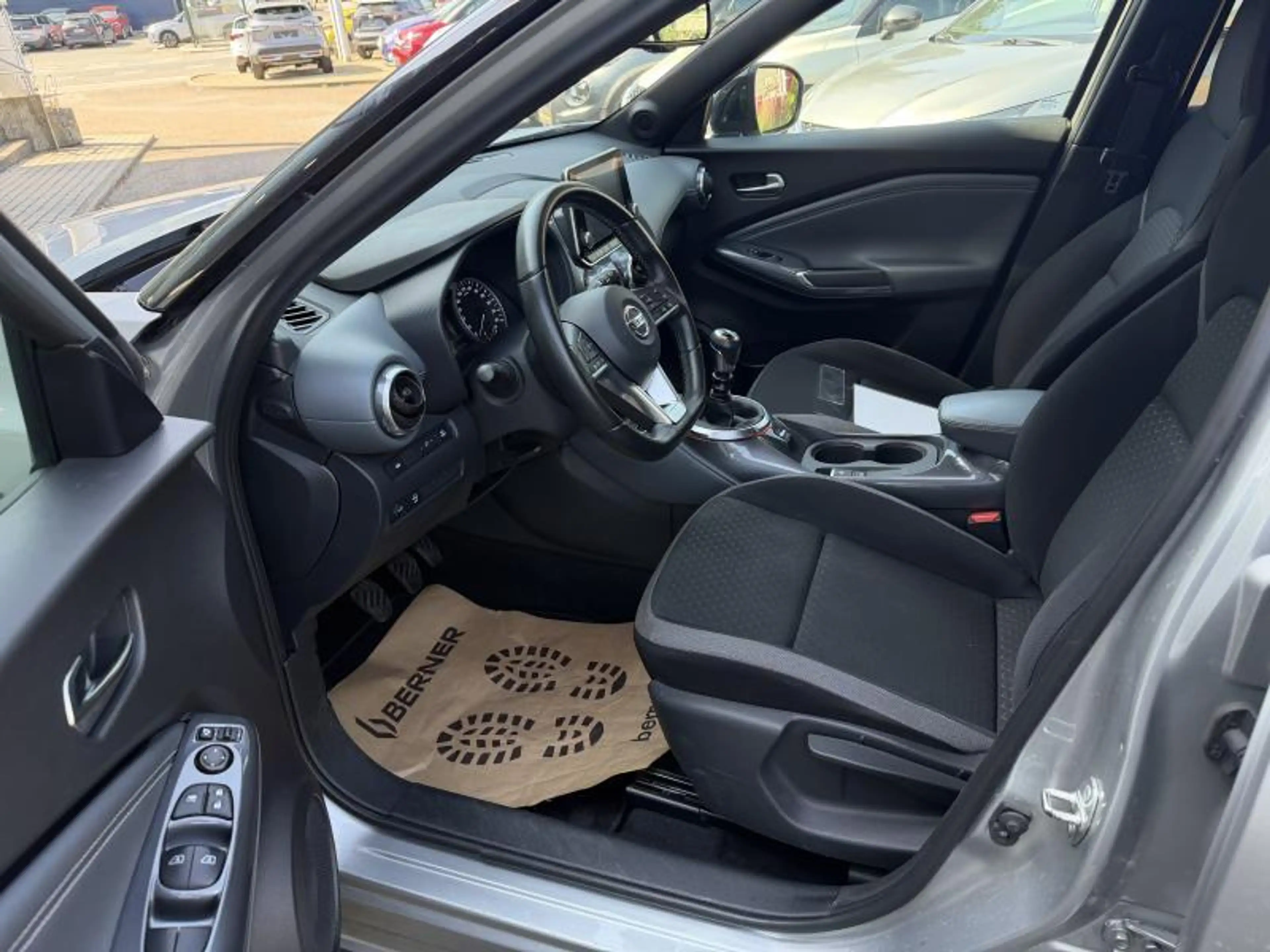 Nissan Juke N-Design 1.0 ENIGMA BLACK — photo 8