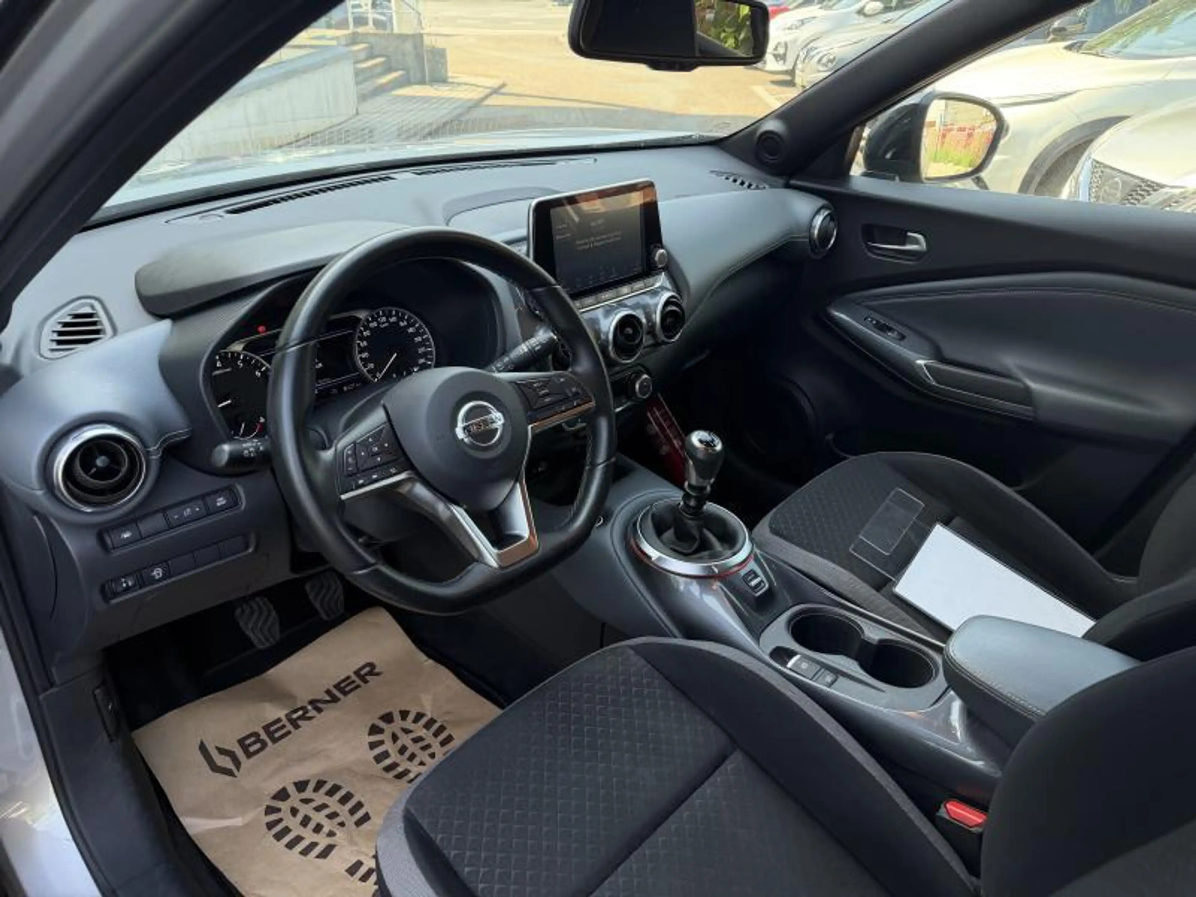 Nissan Juke N-Design 1.0 ENIGMA BLACK — photo 7