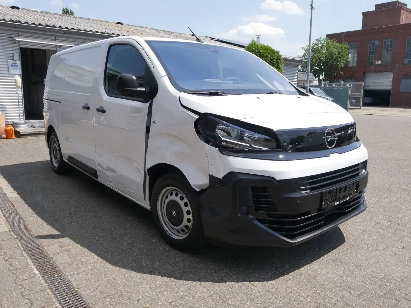 Opel Vivaro Kasten 1.5 CDTI Edition M L2 Klima PDC Wit - 1