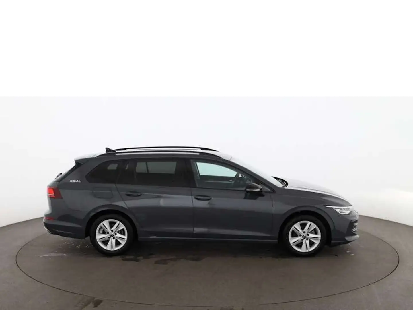 Volkswagen Golf Variant Golf VIII Variant 1.5 eTSI Goal Aut LED 360-CAM Grau - 2