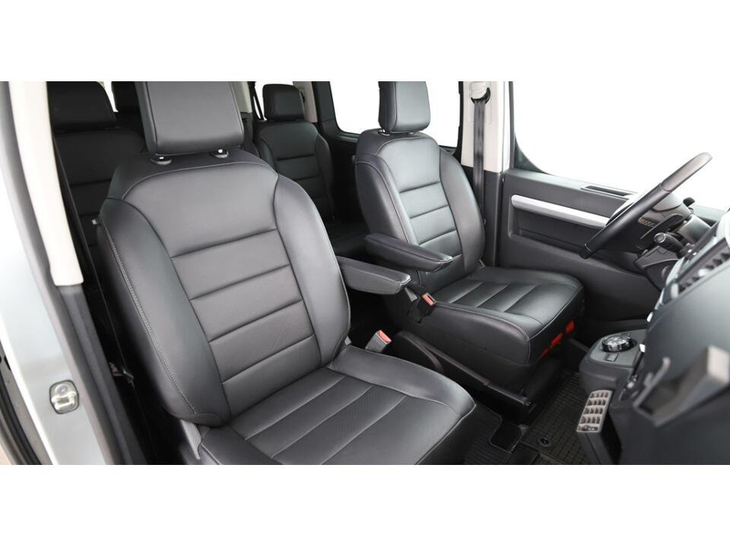 Citroen Jumpy Spacetourer 2.0 BlueHDi Aut 8-SITZER XENON — photo 14