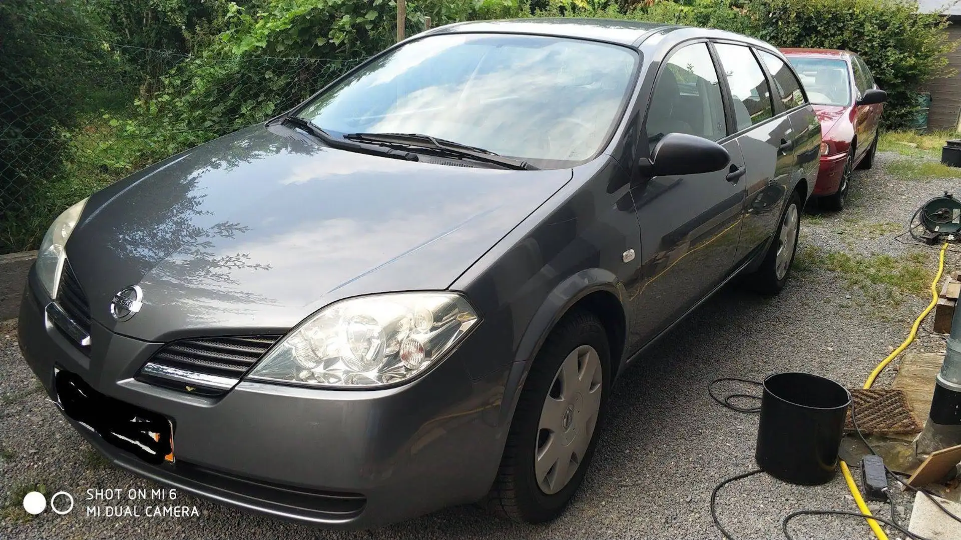Nissan Primera Grau - 1