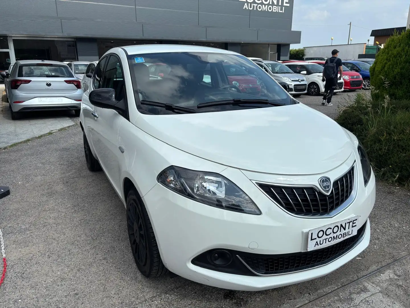 Lancia Ypsilon 1.0 firefly hybrid Gold s Bianco - 1