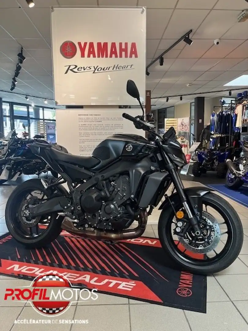 Yamaha MT-09 Noir - 1