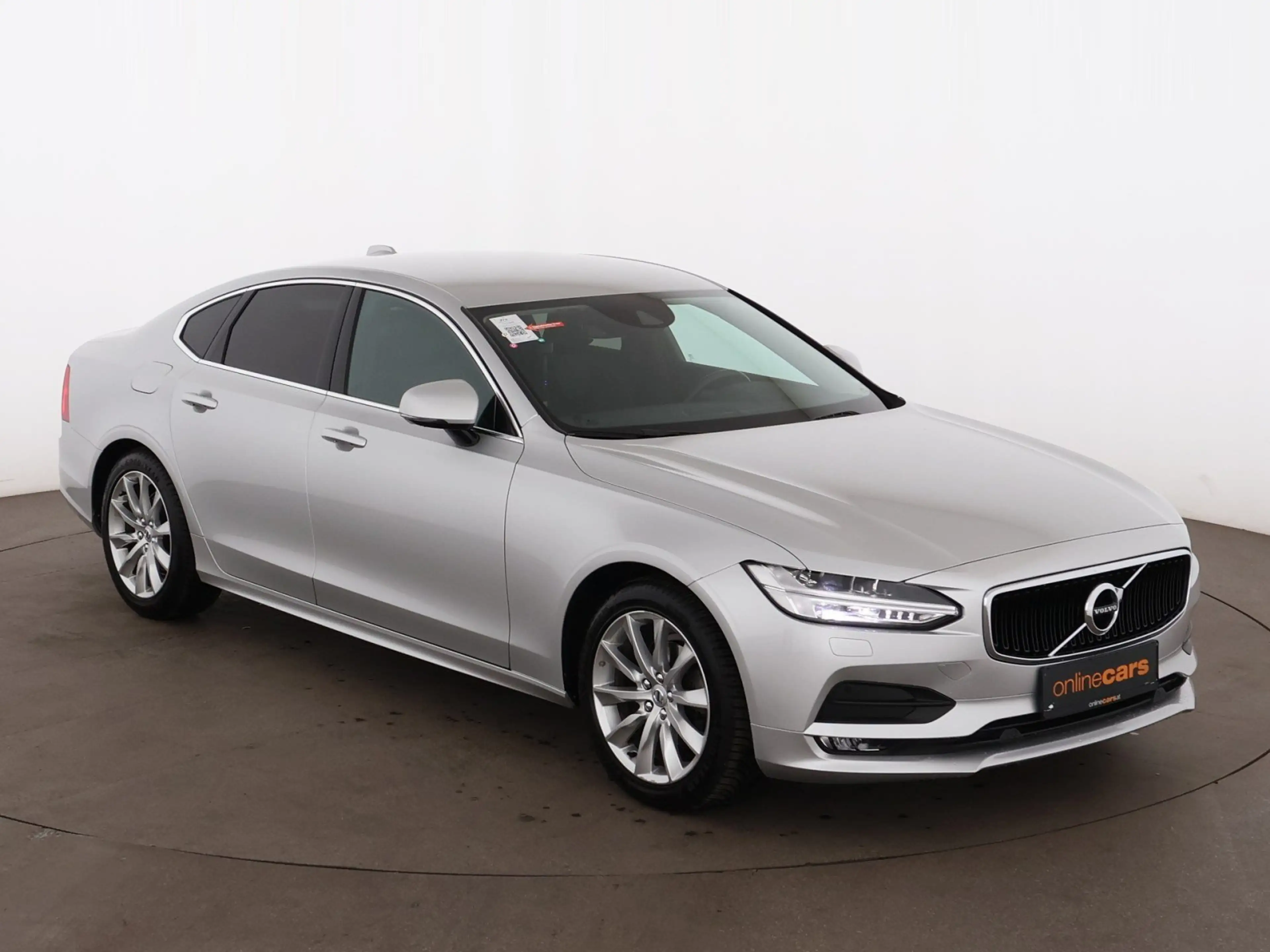 Volvo S90 D3 Momentum Pro Aut LED AHK RADAR NAV SITZHZG — photo 5