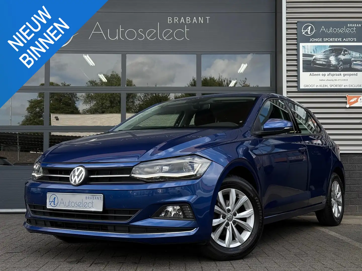 Volkswagen Polo 1.0 TSI Highline DSG LED Navi PDC Bleu - 1