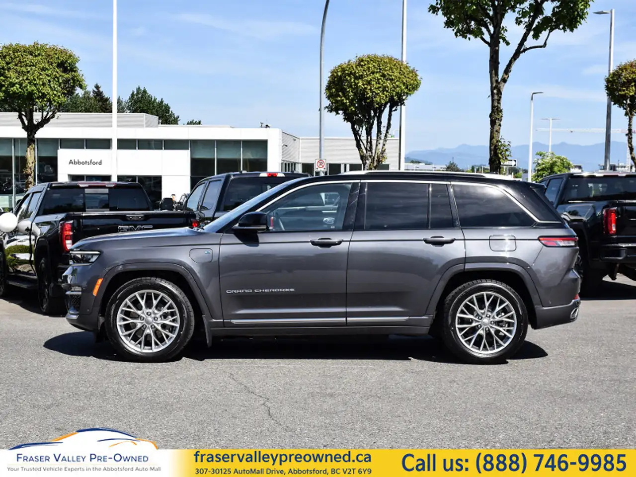 Jeep Grand Cherokee снимка Jeep Grand Cherokee