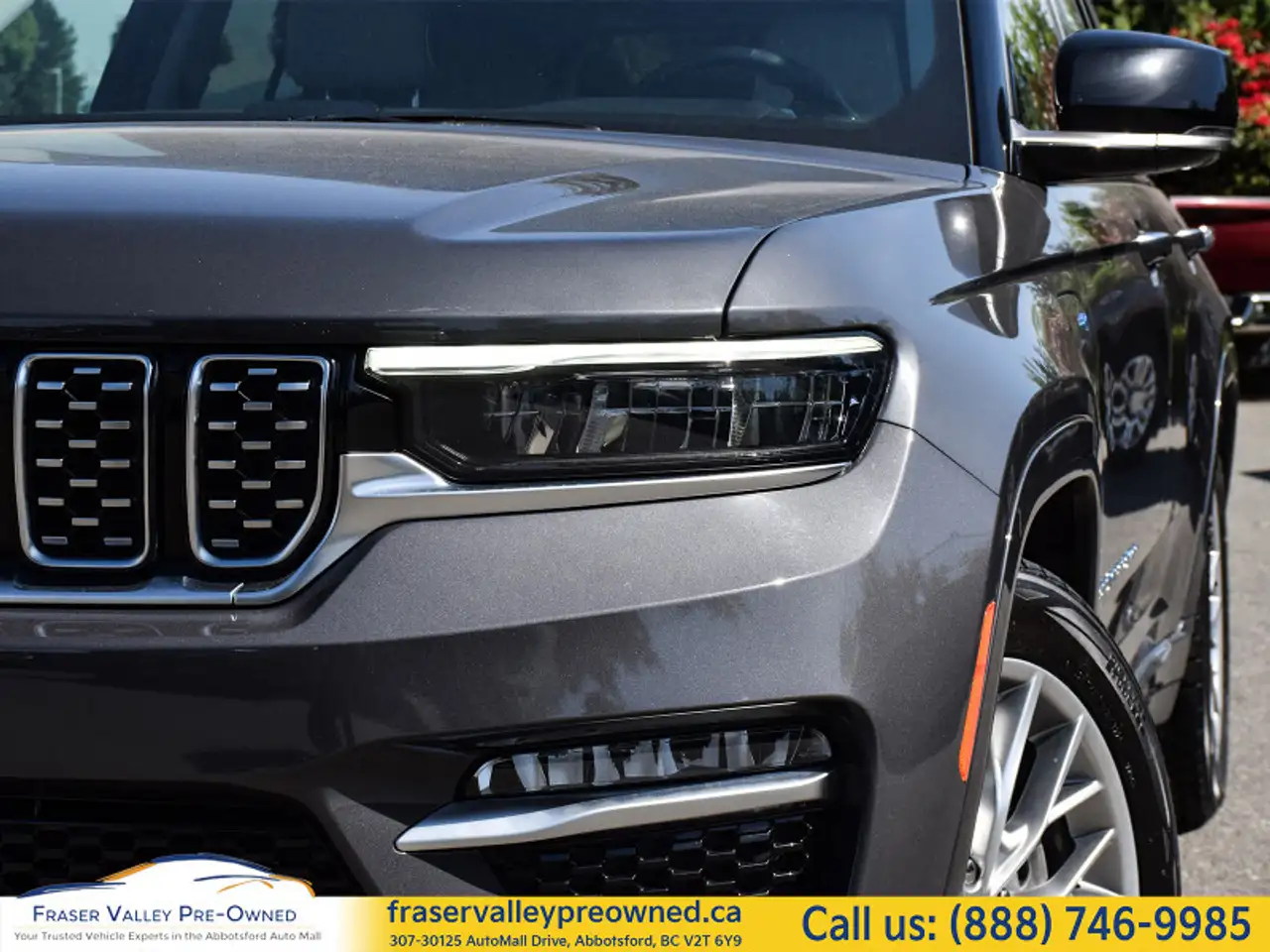 Jeep Grand Cherokee снимка Jeep Grand Cherokee