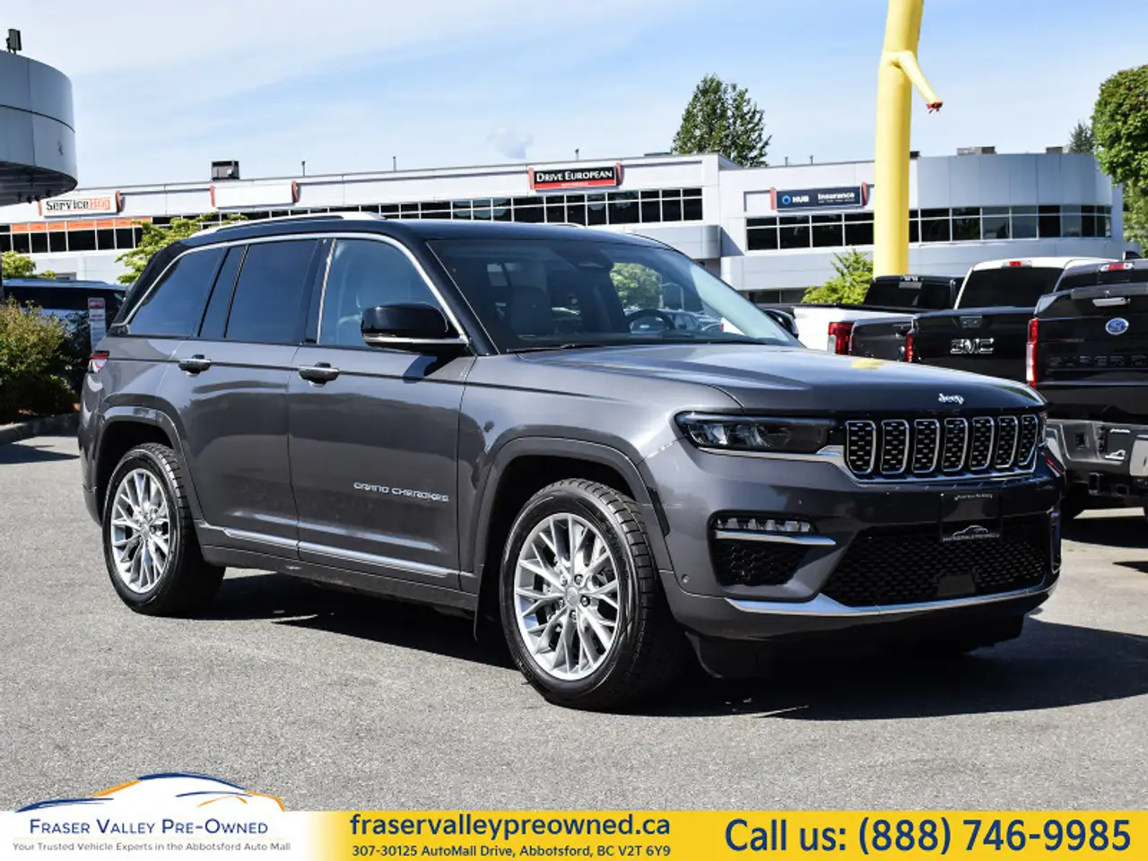 Jeep Grand Cherokee снимка Jeep Grand Cherokee