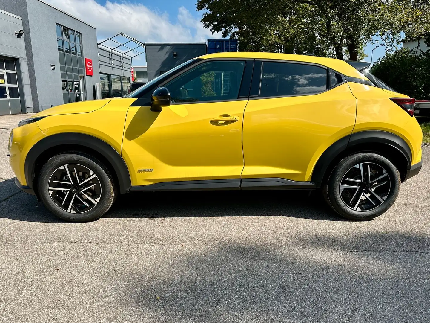 Nissan Juke 1.6 Hybrid 4AMT N-Connecta Giallo - 2