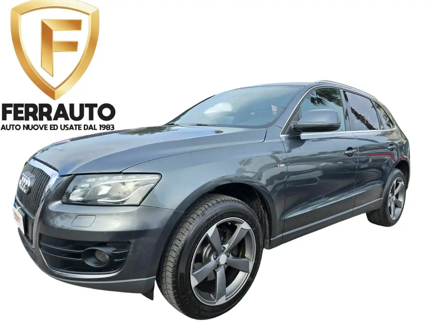 Audi Q5 Q5 2.0 TDI 170 CV quattro S-line Grijs - 1