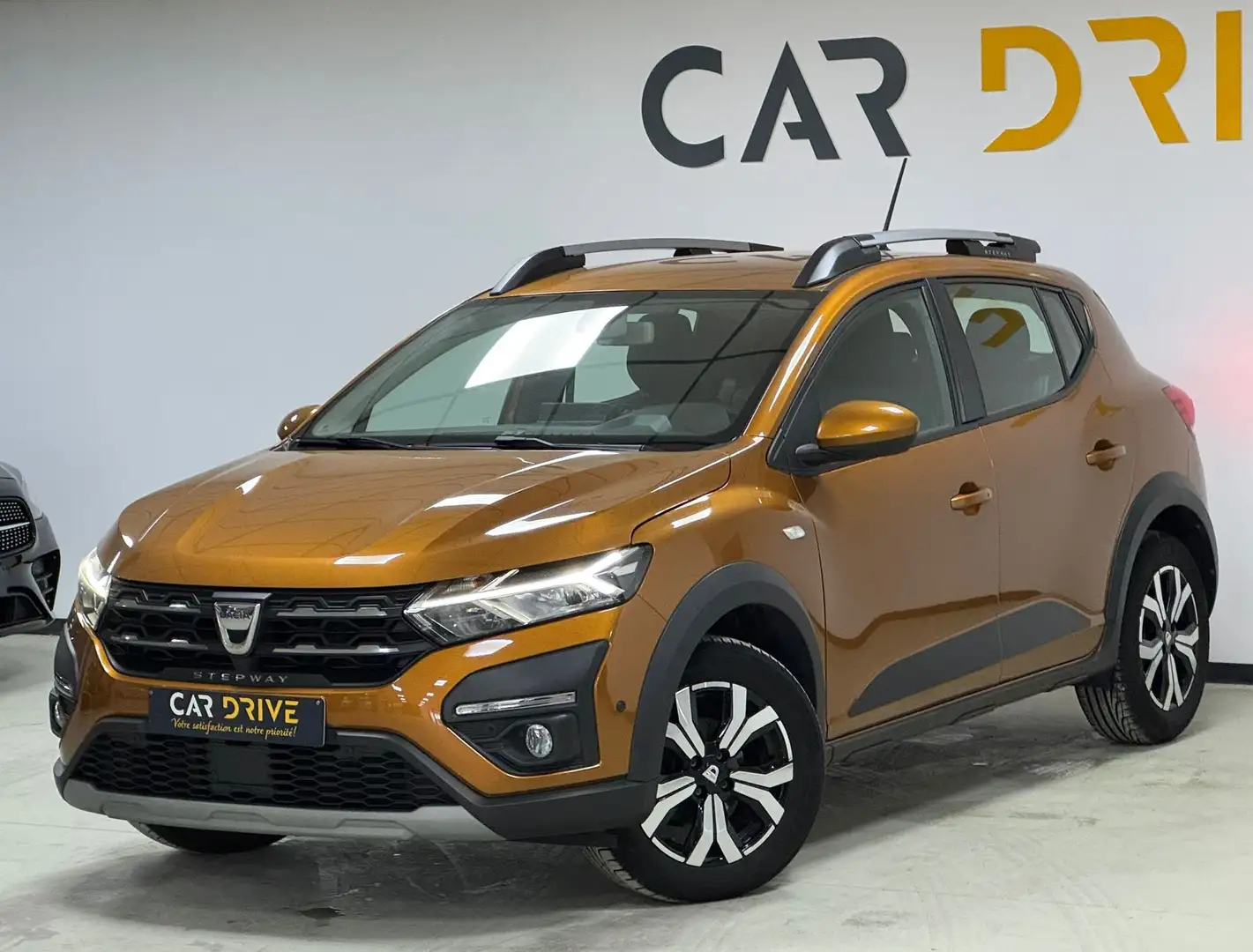 Dacia Sandero 1.0 LPG ESS Stepway CAMERA/CAPTEUR/1er PROP/LED Orange - 1