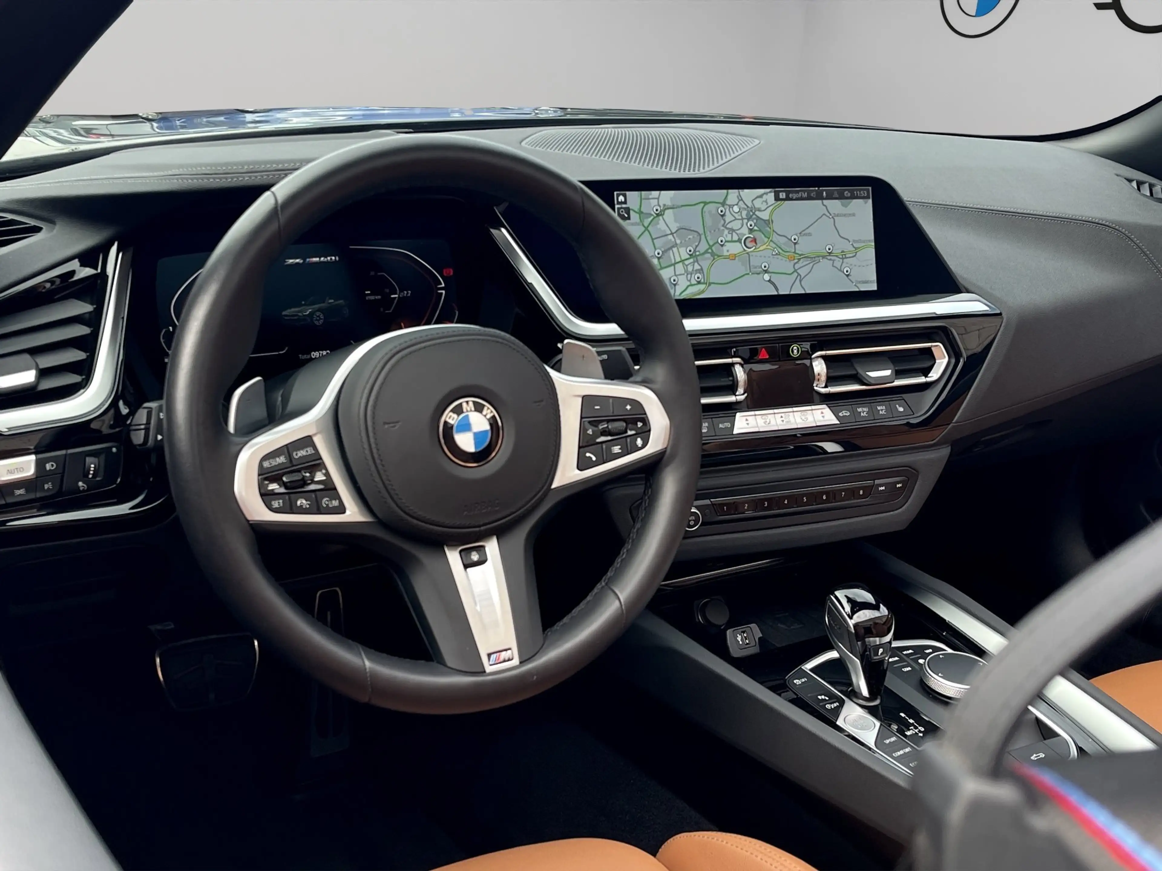 BMW Z4 M40i — photo 7