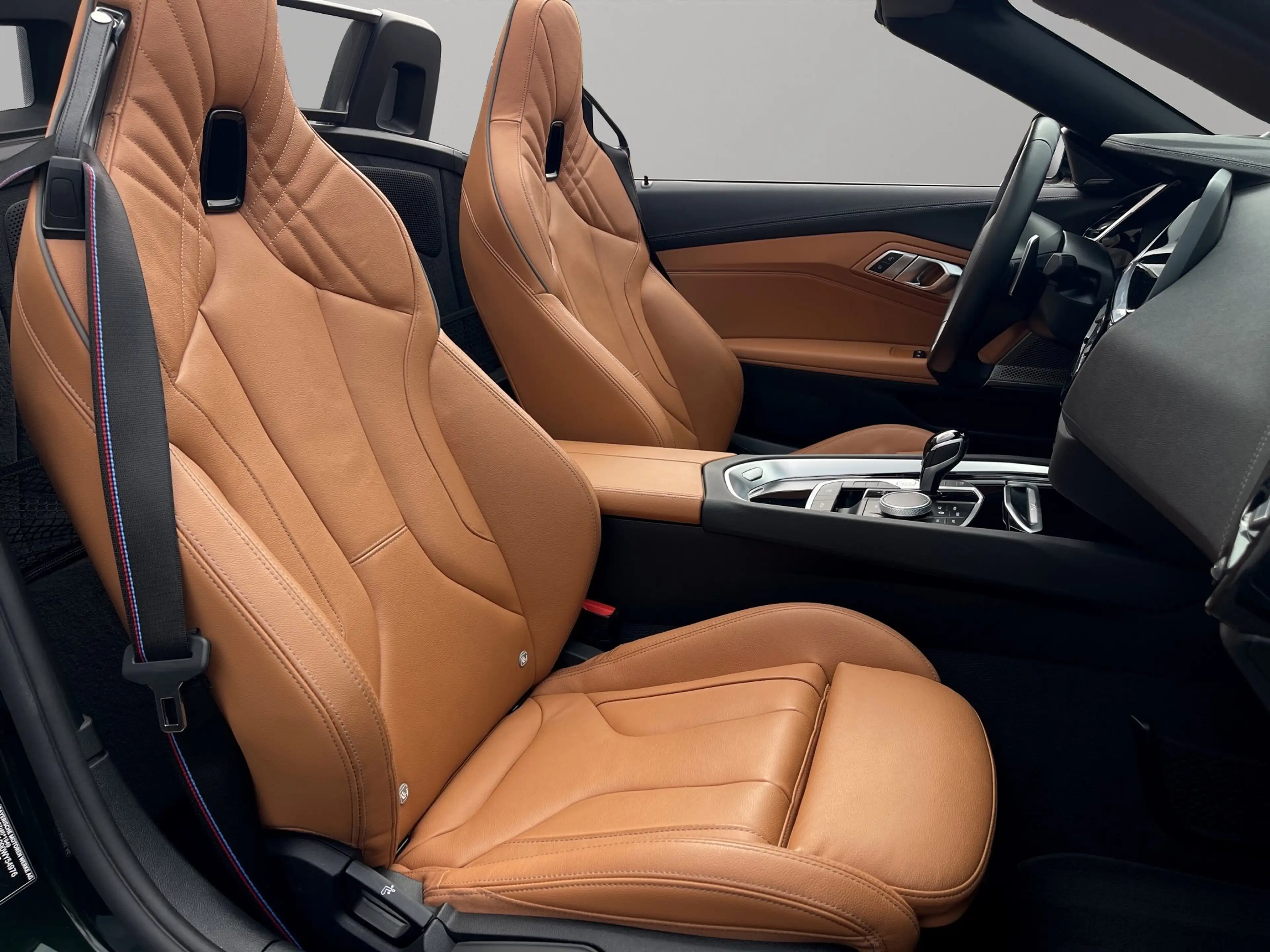 BMW Z4 M40i — photo 12