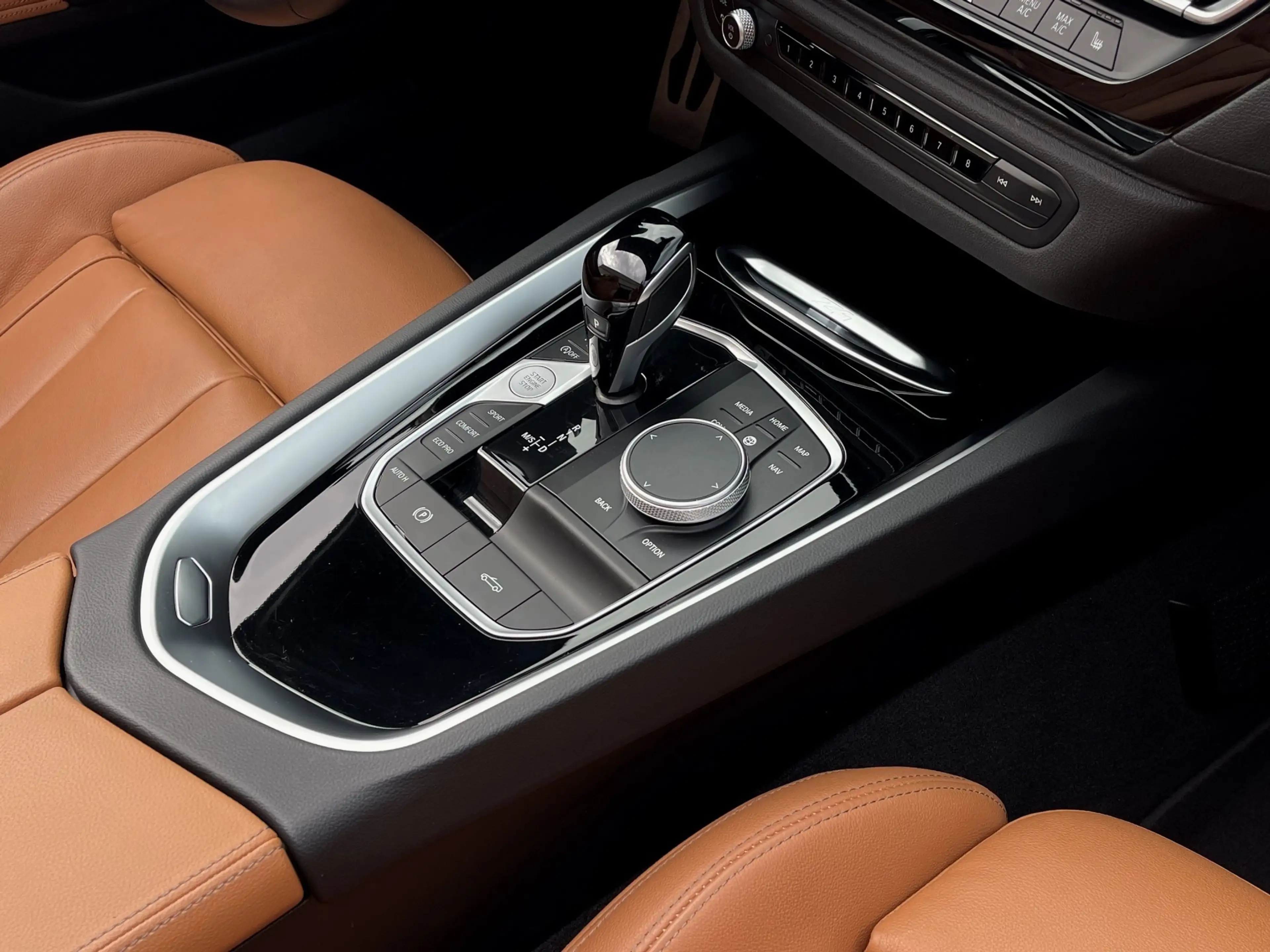 BMW Z4 M40i — photo 10