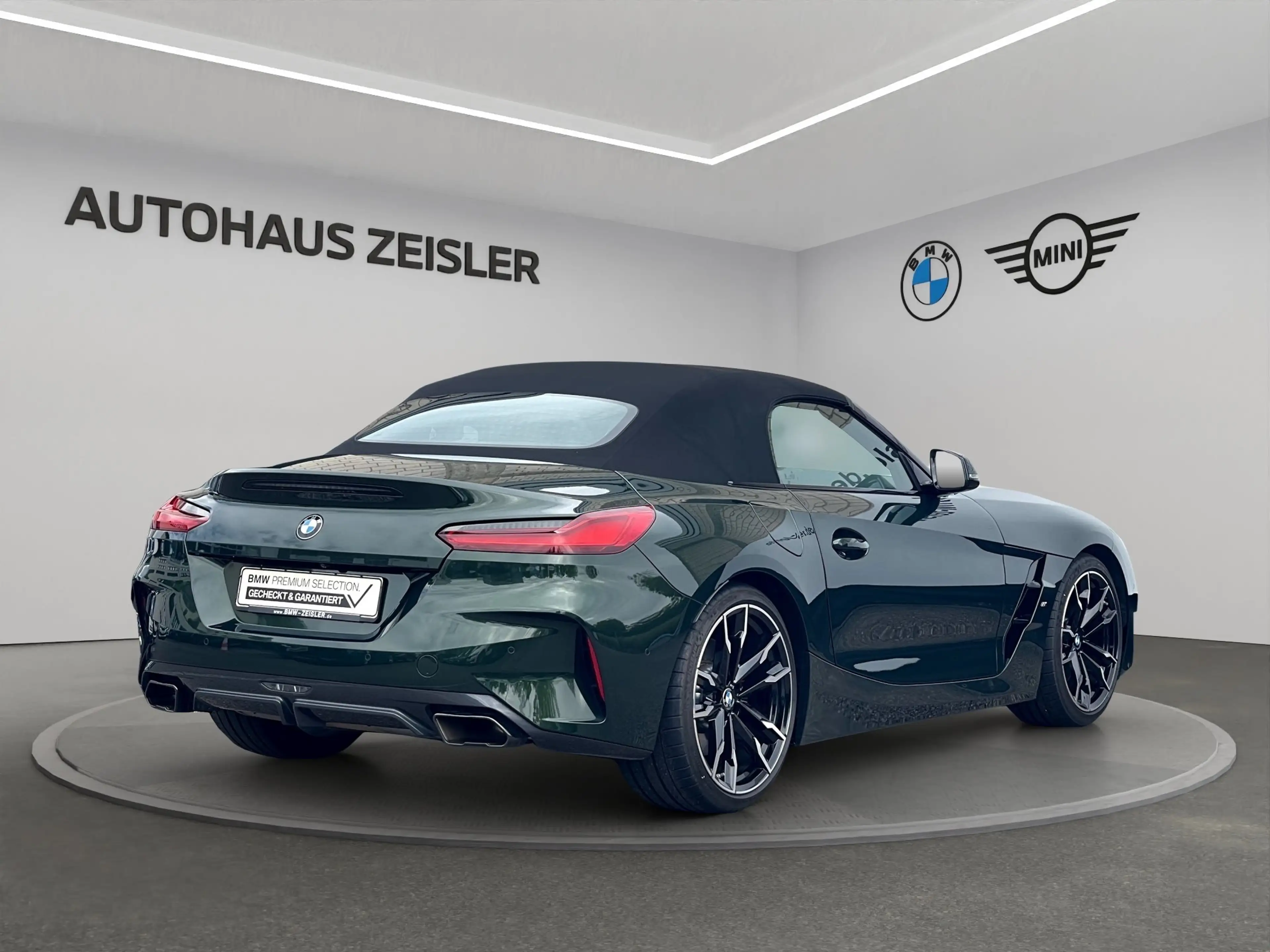 BMW Z4 M40i — photo 2
