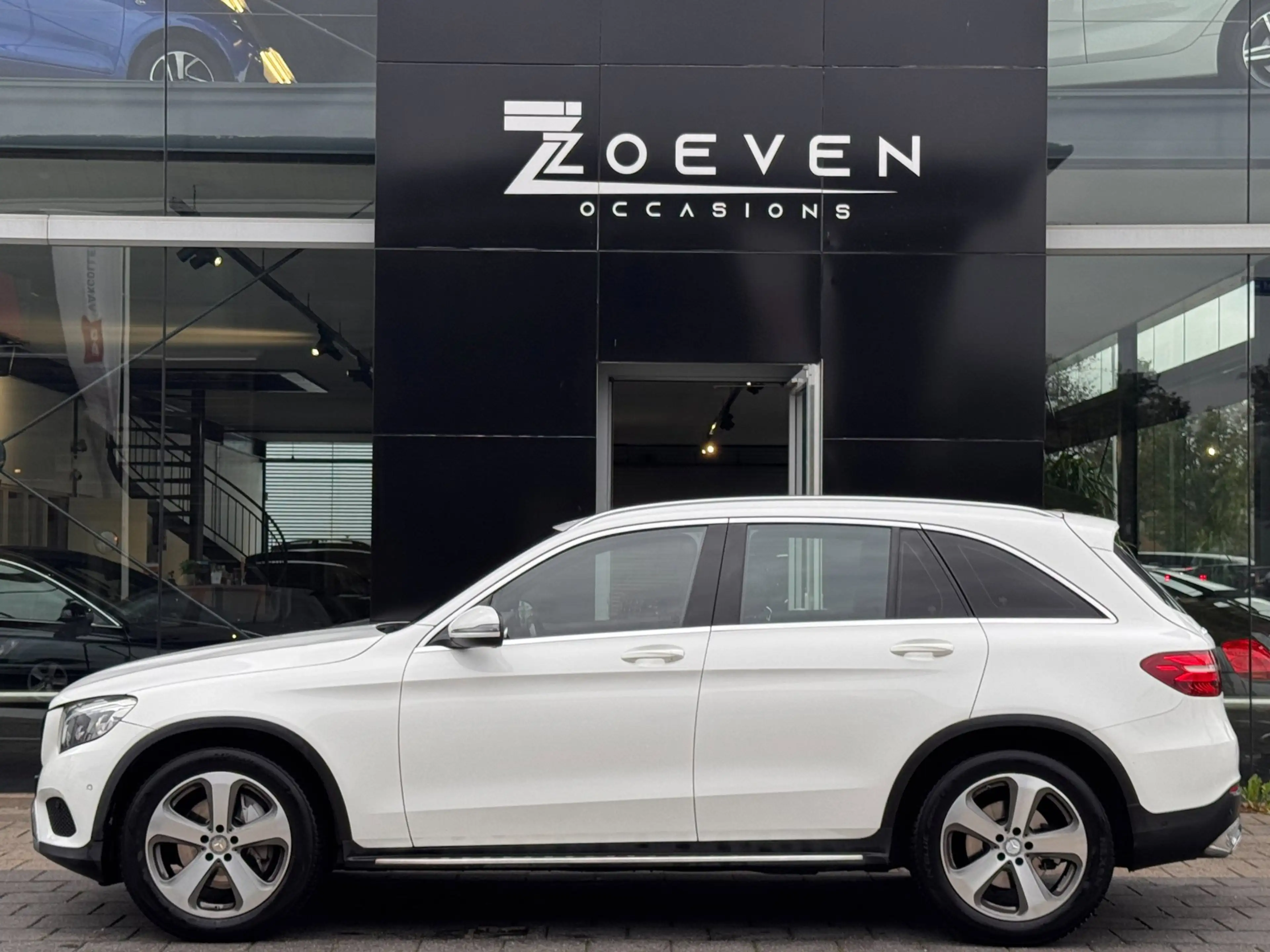 Mercedes-Benz GLC 220 d 4MATIC Prestige — photo 6