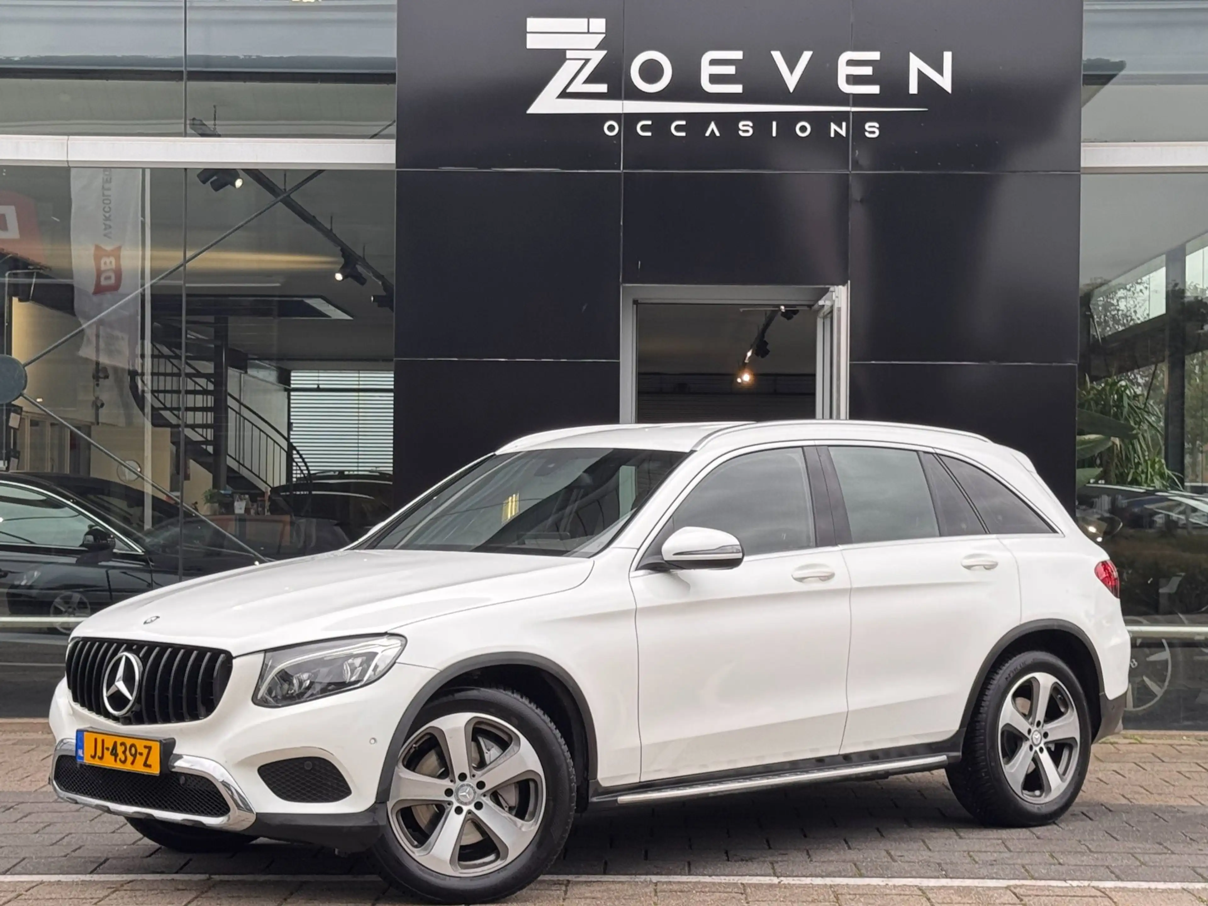 Mercedes-Benz GLC 220 d 4MATIC Prestige — photo 2