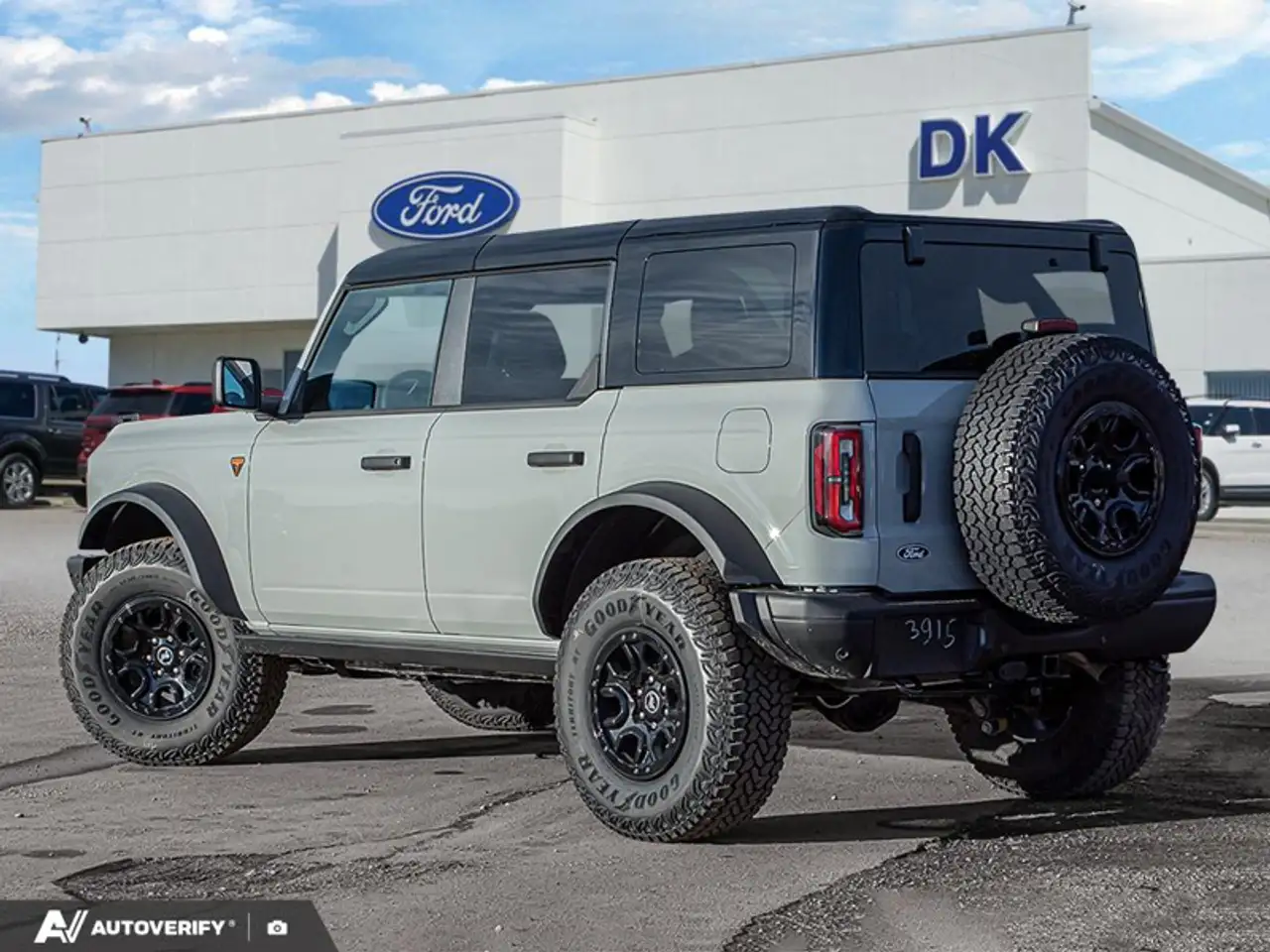 Ford Bronco снимка Ford Bronco