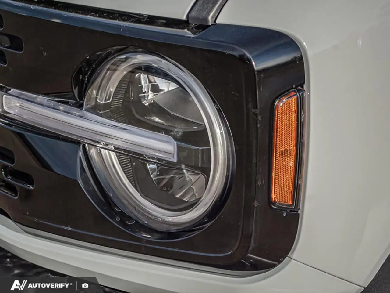 Ford Bronco снимка Ford Bronco