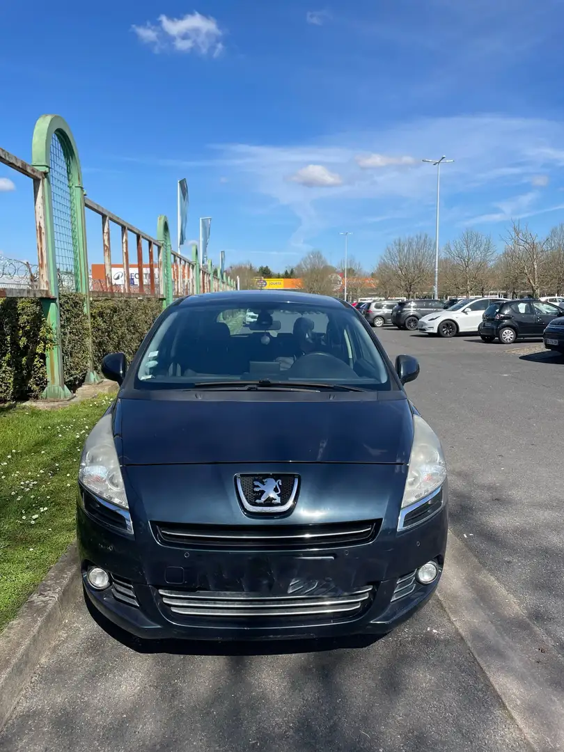 Peugeot 5008 1.6 HDi 112ch FAP BVM6 Business Pack 7pl Bleu - 1