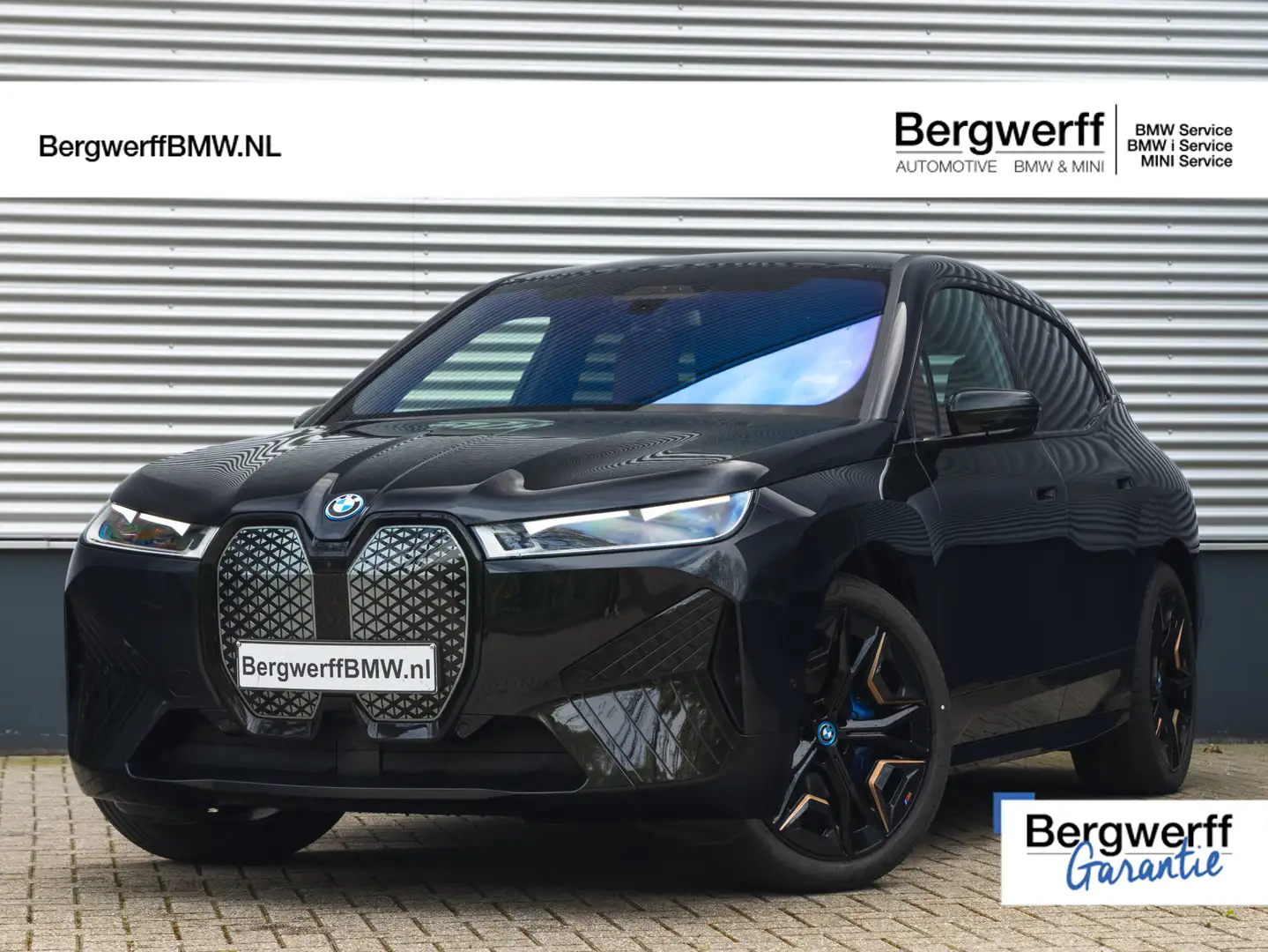 BMW iX M60 - Bowers & Wilkins - M-Stuurwiel - Pano Чорний - 1