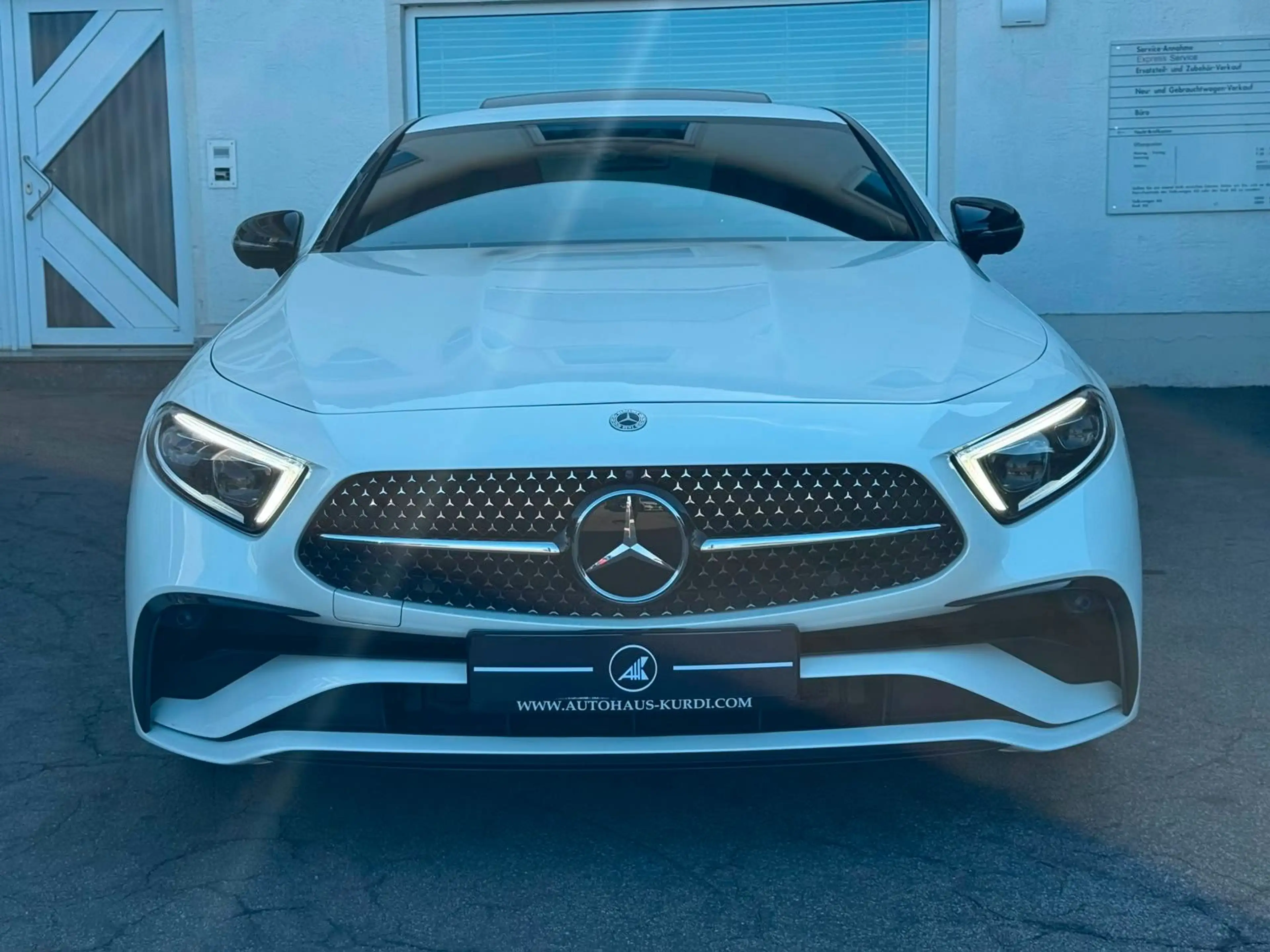 Mercedes-Benz CLS 400 CLS400d 4M AMG SOFT-CL SITZKLIMA HUD AIRMATIC SD — photo 3