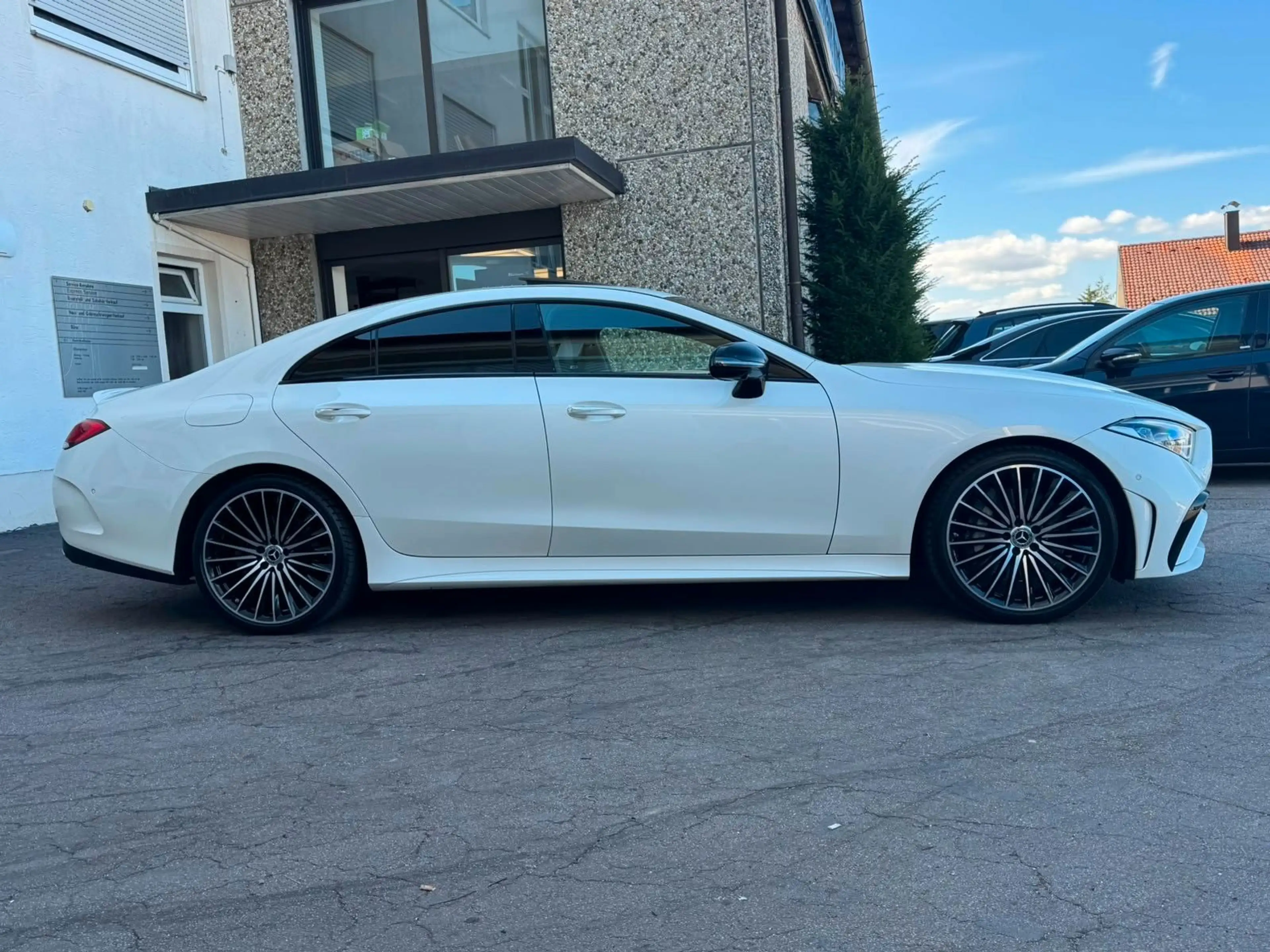 Mercedes-Benz CLS 400 CLS400d 4M AMG SOFT-CL SITZKLIMA HUD AIRMATIC SD — photo 5