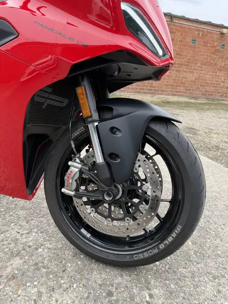 Ducati Panigale V2 - foto 2