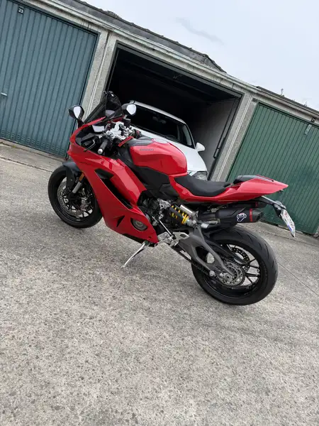 Ducati Panigale V2 - foto 5