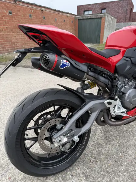 Ducati Panigale V2 - foto 3