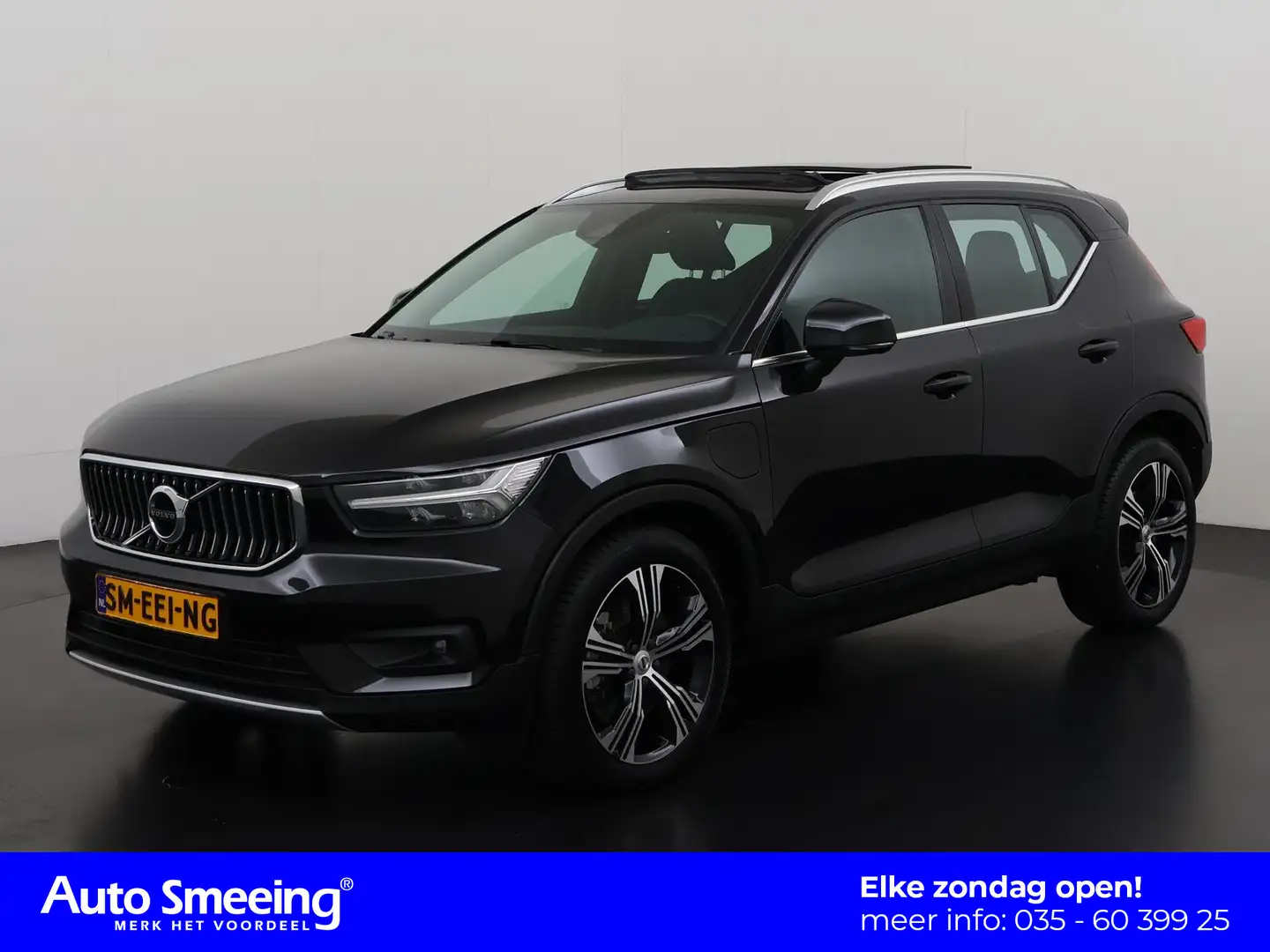 Volvo XC40 1.5 T5 Recharge Inscription Expr. | Panoramadak | Zwart - 1
