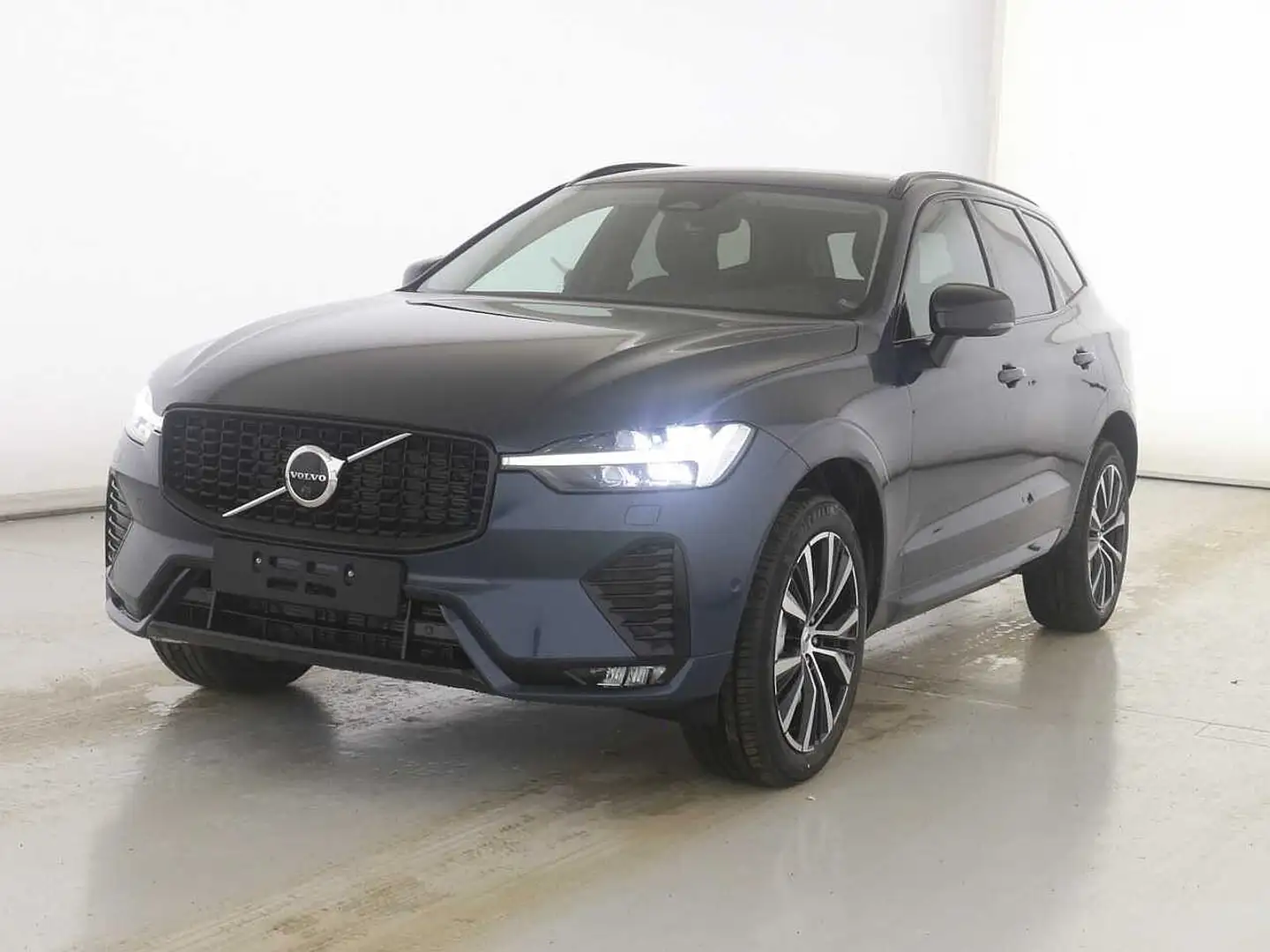 Volvo XC60 B5 B AWD Plus Dark Blau - 1