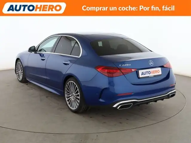 Mercedes-Benz C-Class view 4