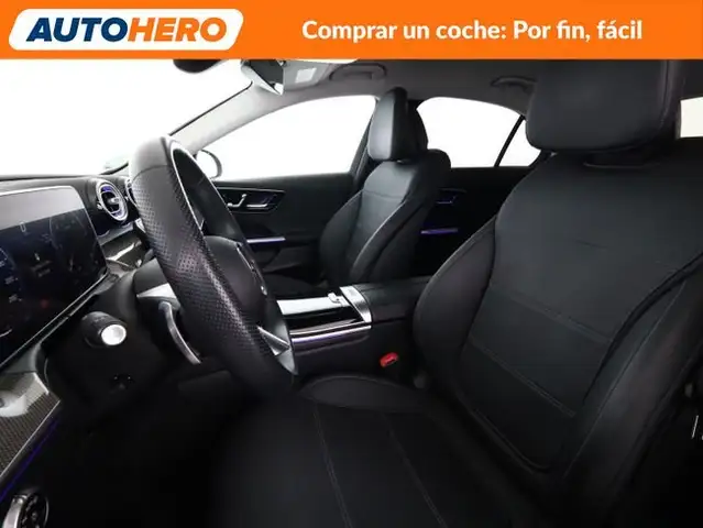 Mercedes-Benz C-Class view 11