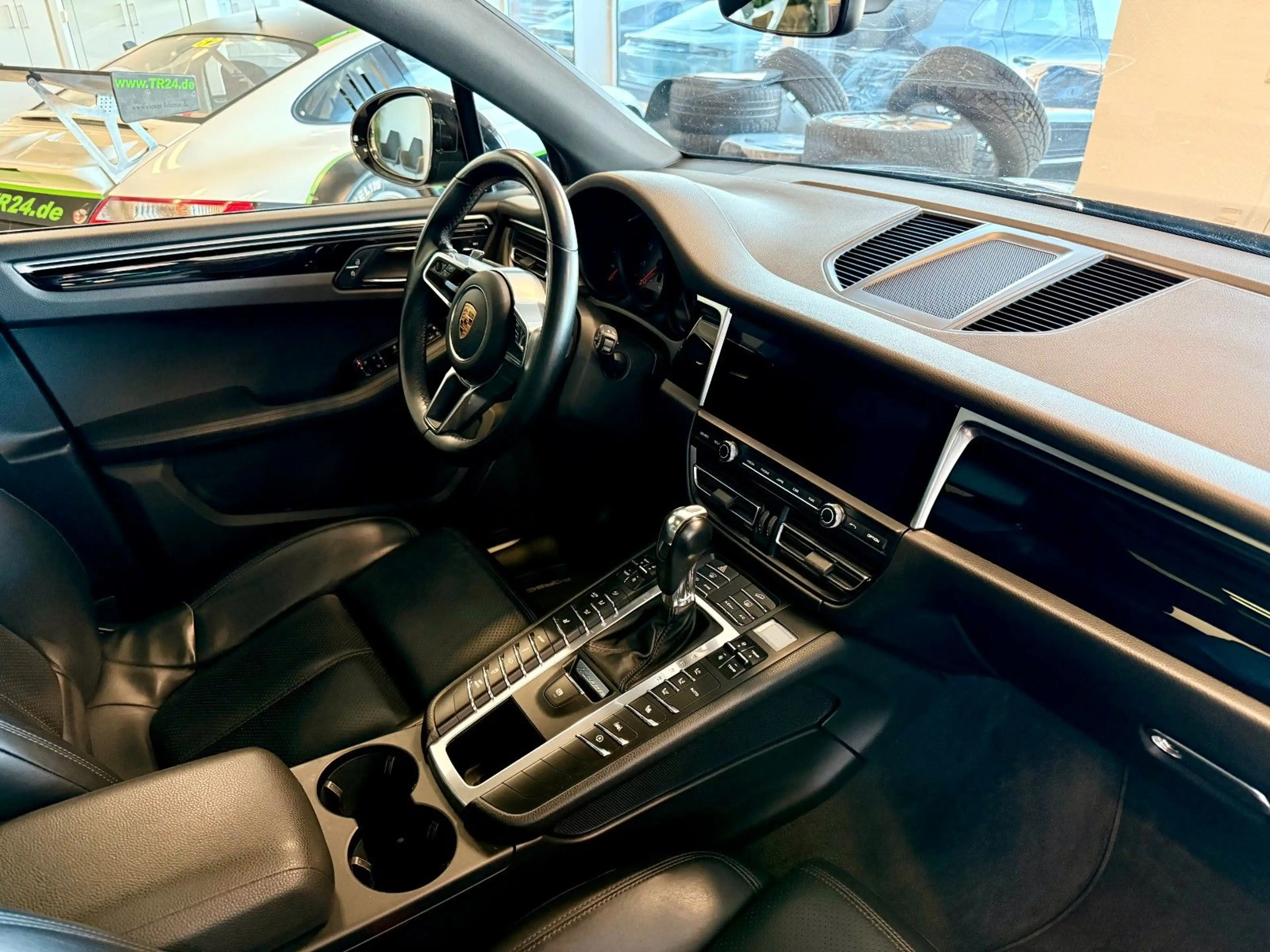 Porsche Macan S Panorama/Luftfederung/20Zoll/BOSE — photo 13