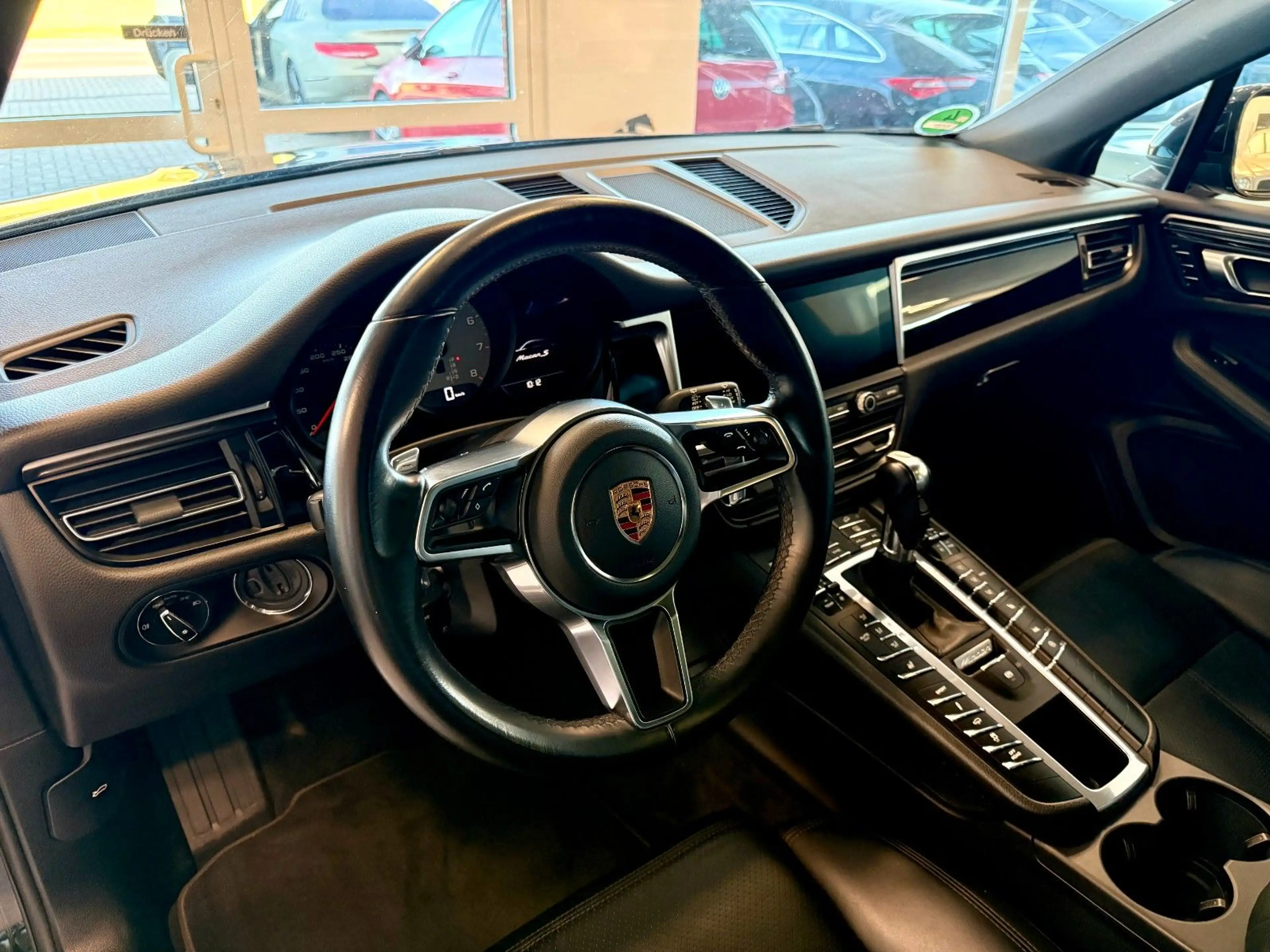 Porsche Macan S Panorama/Luftfederung/20Zoll/BOSE — photo 14